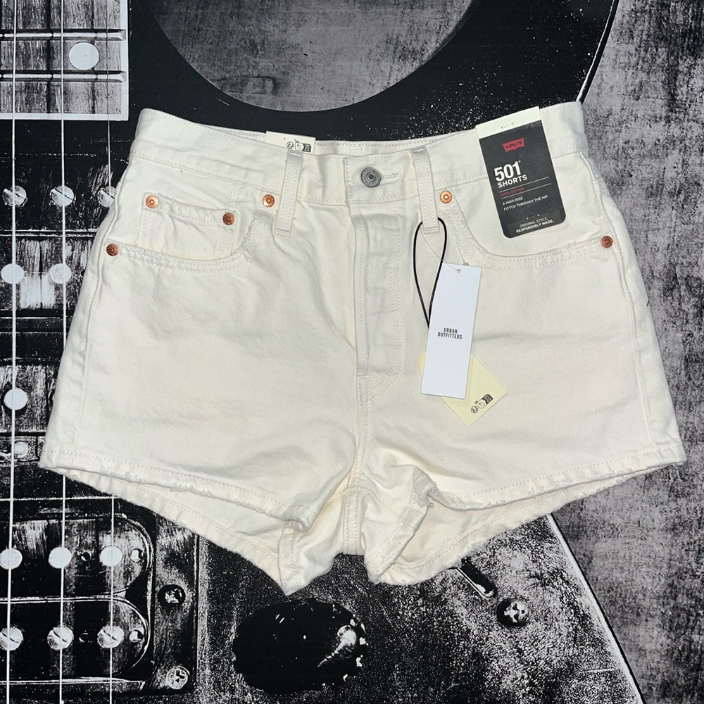 NWT Levi’s 501 Shorts